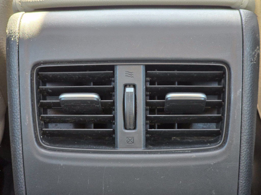 Used 2018 Honda Accord EX image 31