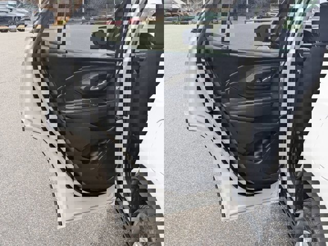 Used 2022 GMC Terrain SLE w/ Driver Convenience Package image 29