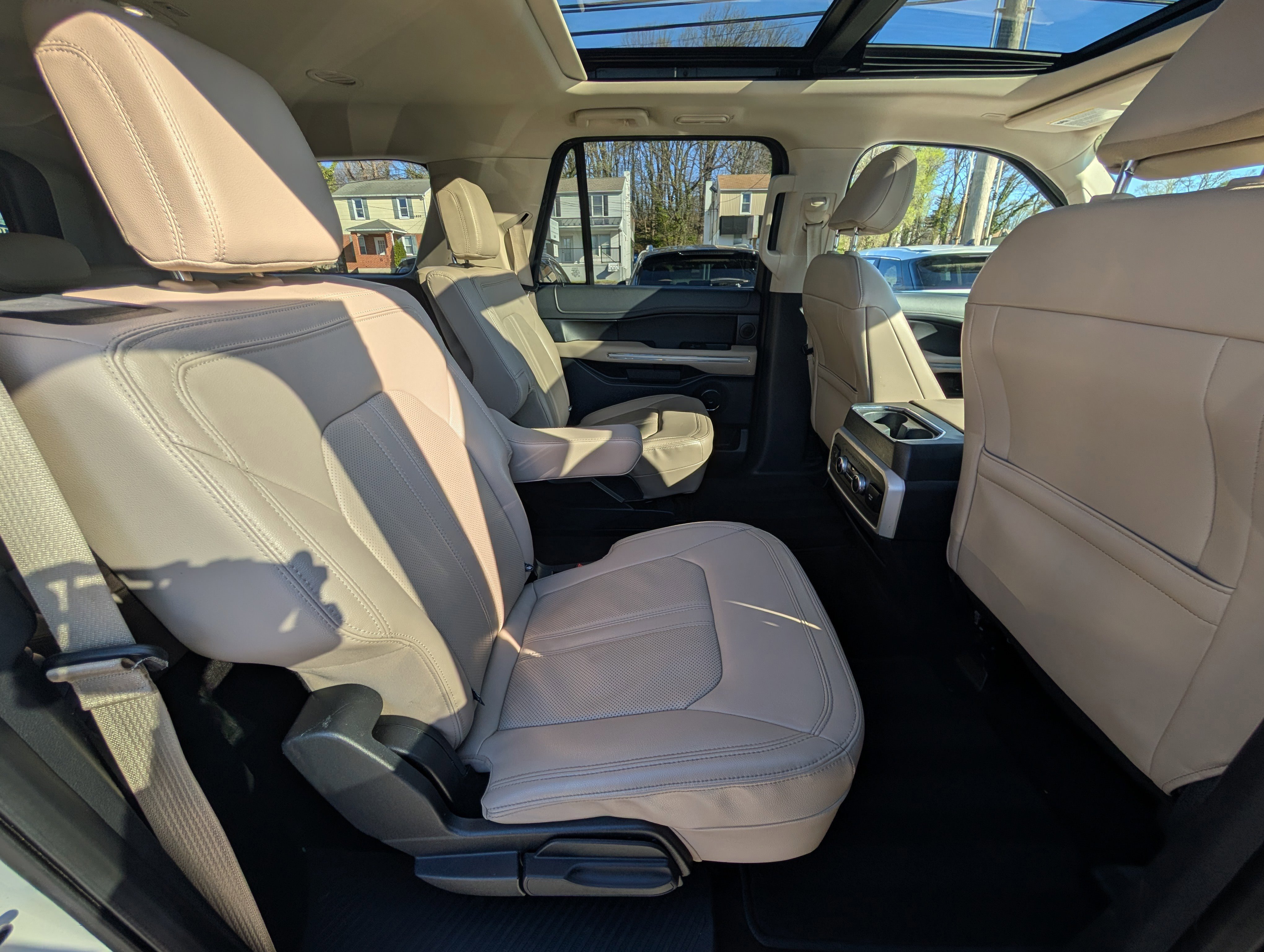 Certified 2022 Ford Expedition Max Limited image 13