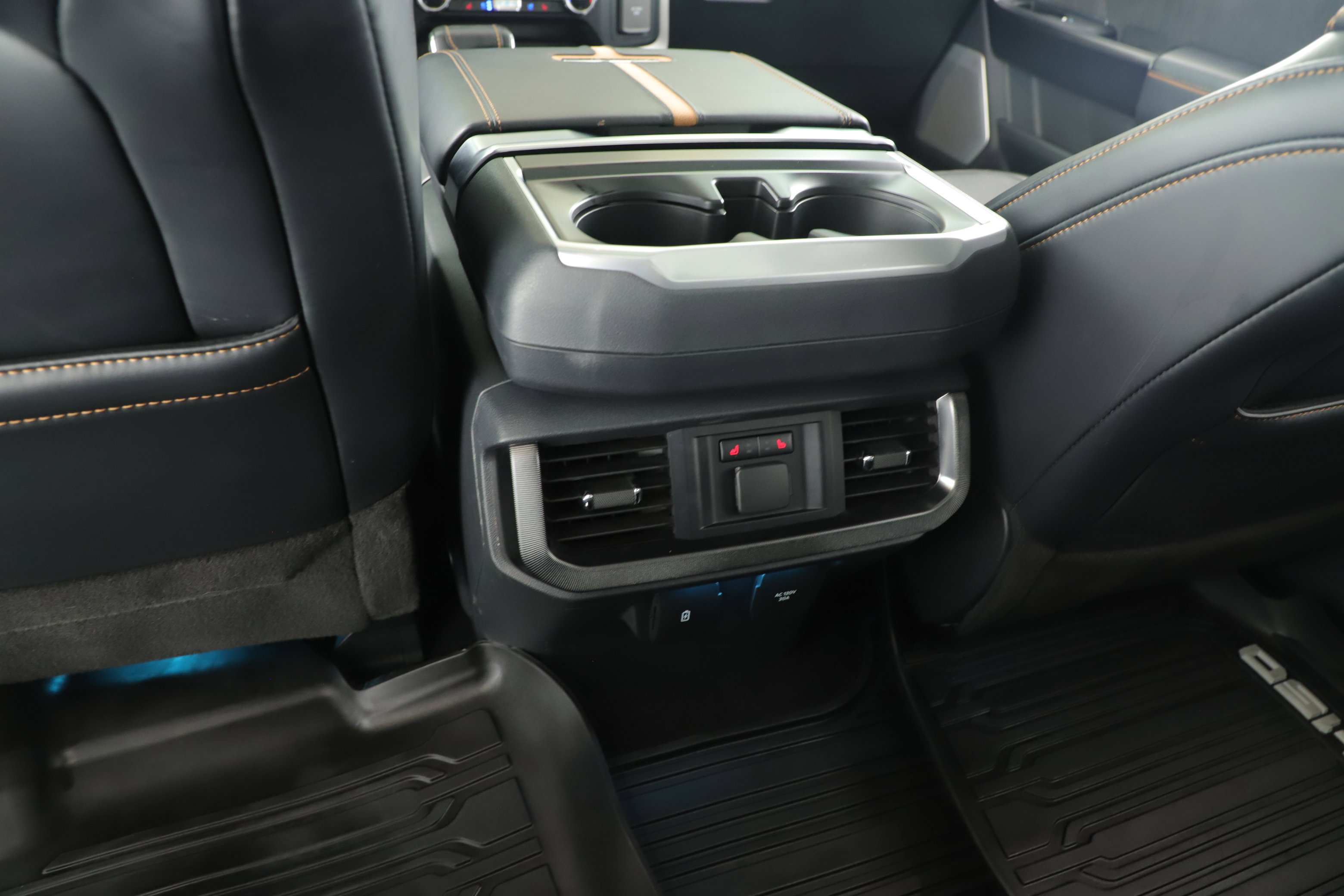 Certified 2023 Ford F150 Platinum w/ Equipment Group 701A High image 25