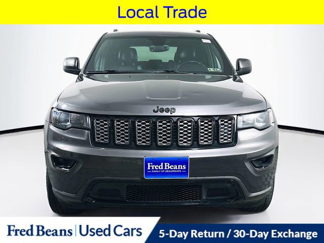 Used 2018 Jeep Grand Cherokee Altitude AWD/4WD image 2