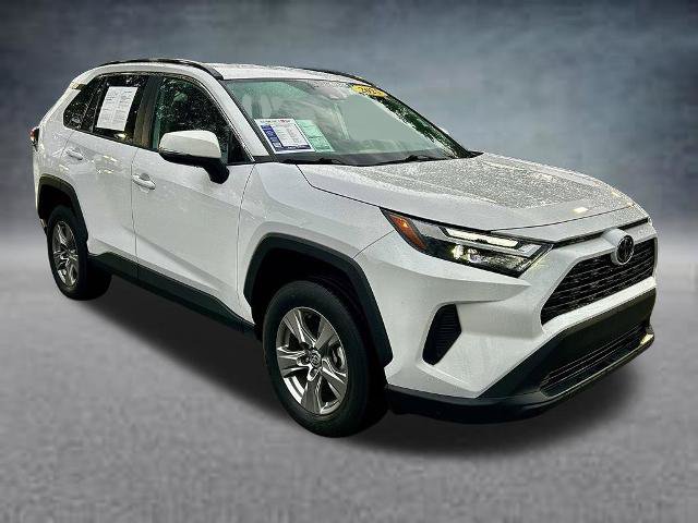 Used 2025 Toyota RAV4 XLE FWD image 3