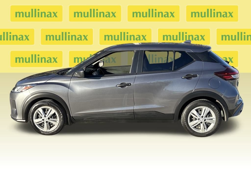 Used 2024 Nissan Kicks S image 10