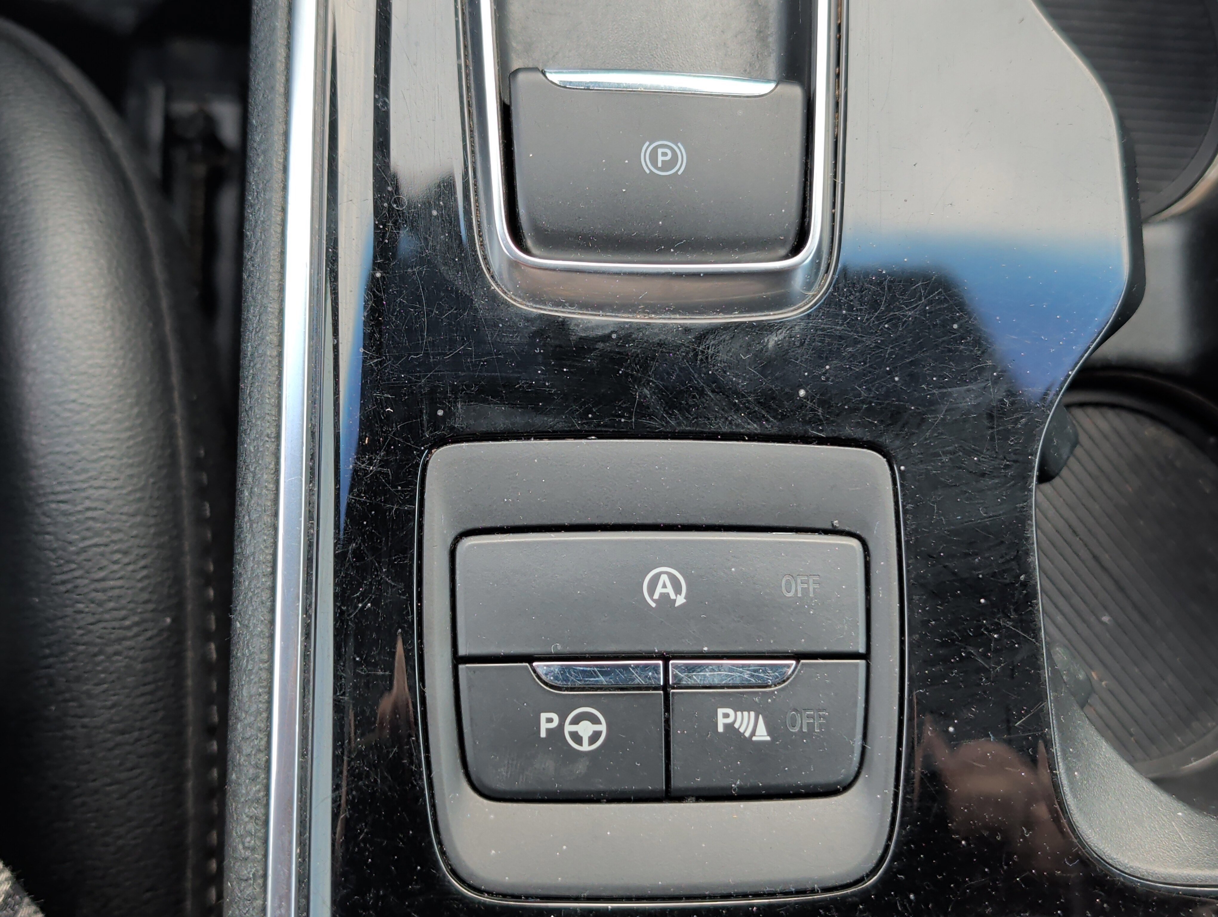 Certified 2020 Ford Edge ST w/ Equipment Group 401A image 32