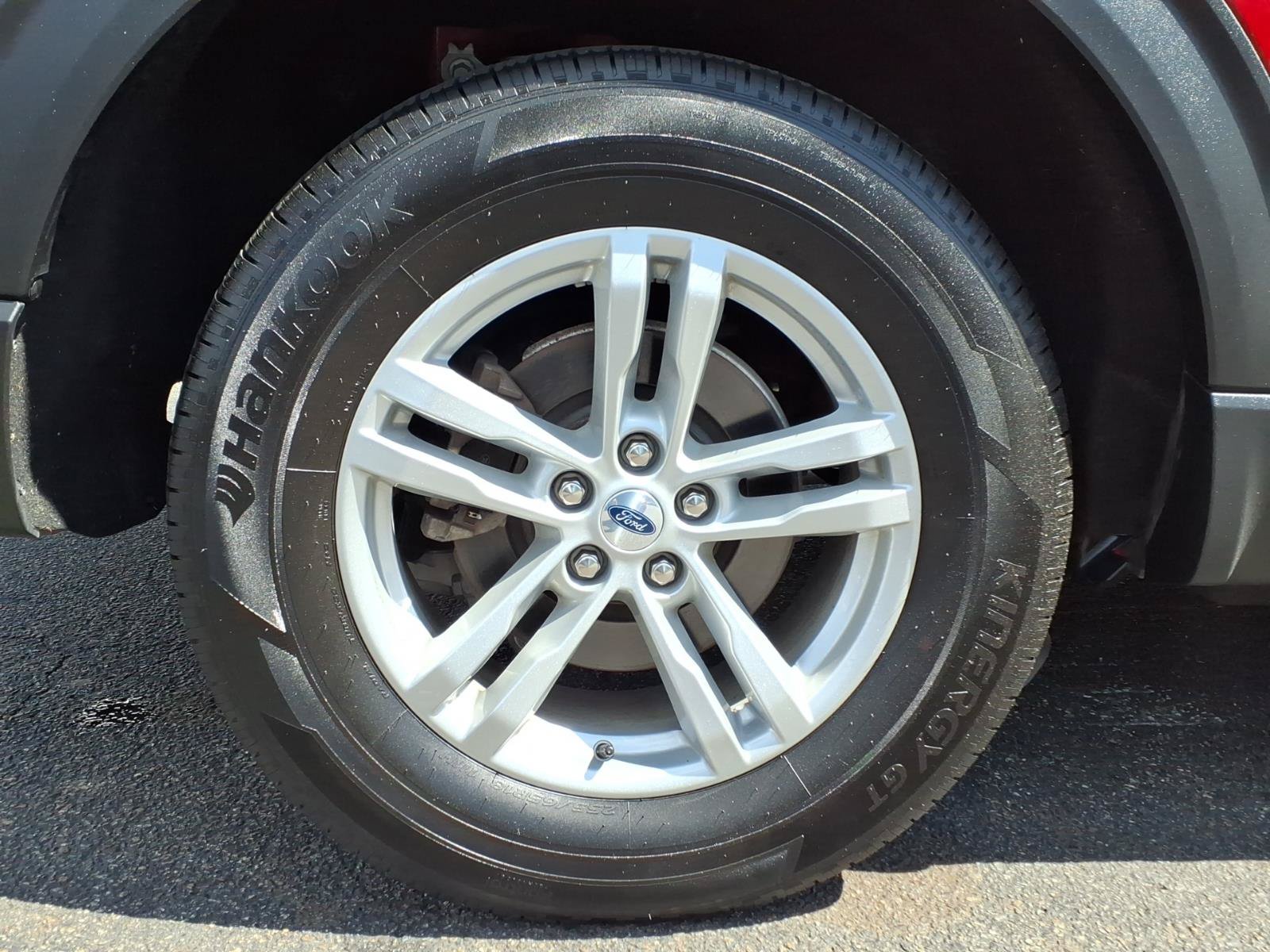 Certified 2024 Ford Explorer XLT AWD/4WD image 10