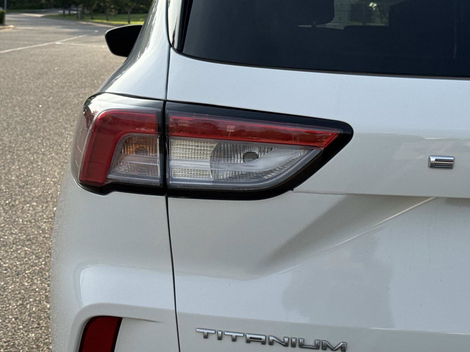 Certified 2021 Ford Escape Titanium w/ Titanium Elite Package image 8