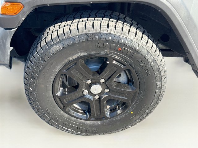 Used 2023 Jeep Wrangler Unlimited Sport AWD/4WD image 39