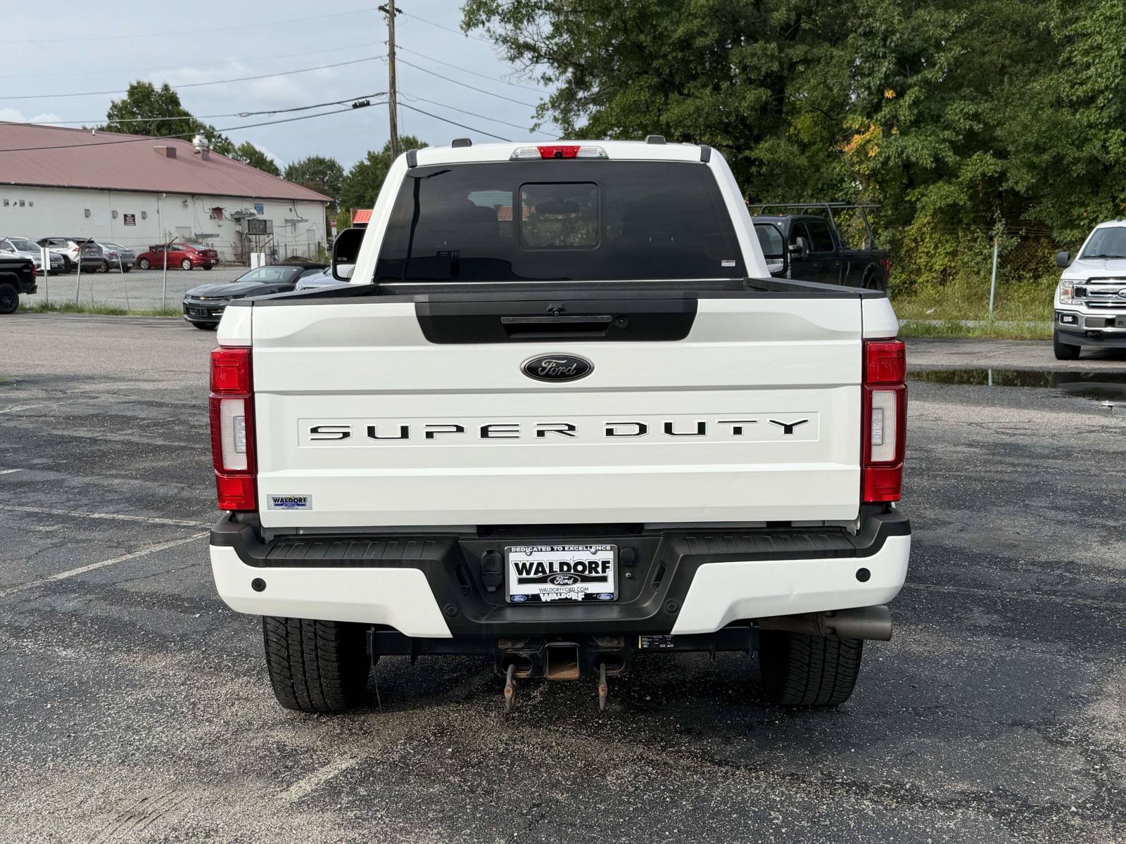 Certified 2022 Ford F350 Lariat w/ Black Appearance Package AWD/4WD image 3
