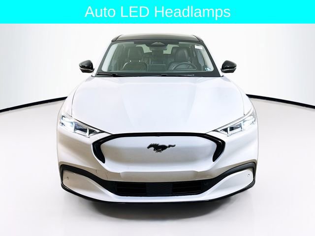 Certified 2022 Ford Mustang Mach-E Premium AWD/4WD image 2