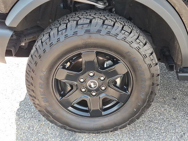 Certified 2022 Ford Bronco Black Diamond image 11