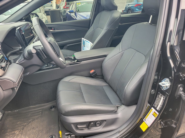 Used 2025 Toyota Camry XSE image 10