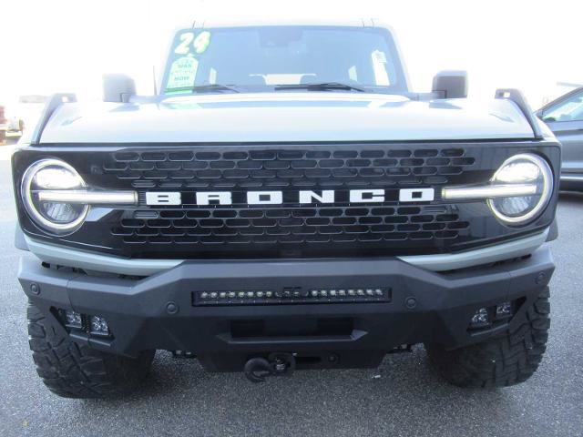 Certified 2024 Ford Bronco Wildtrak AWD/4WD image 2