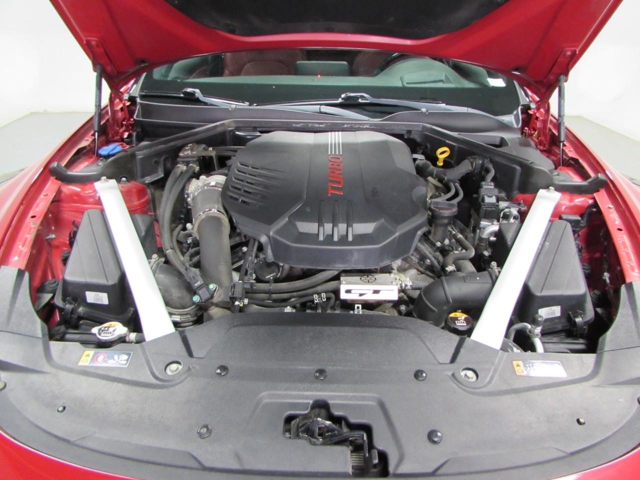 Used 2018 Kia Stinger GT2 AWD/4WD image 10