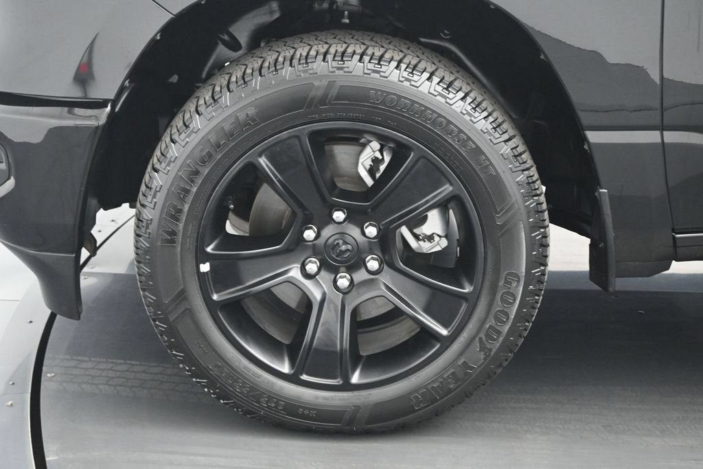 Used 2024 RAM 1500 Big Horn RWD image 24