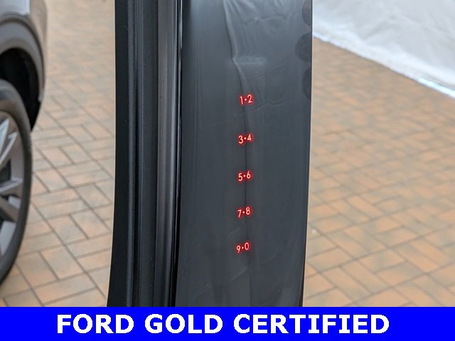 Certified 2022 Ford Explorer XLT w/ Equipment Group 202A image 9