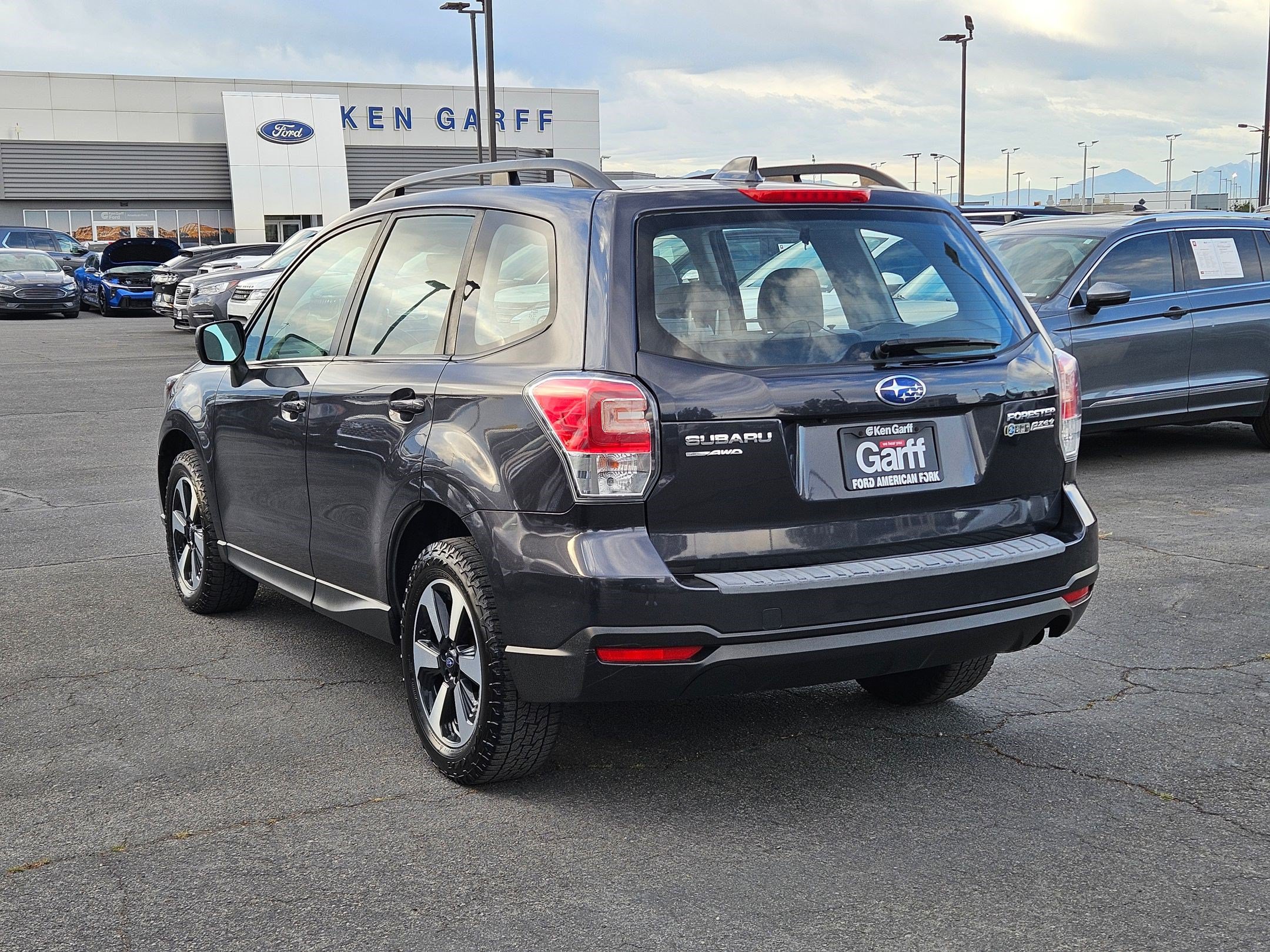 Used 2017 Subaru Forester 2.5i w/ Alloy Wheel Package AWD/4WD image 8