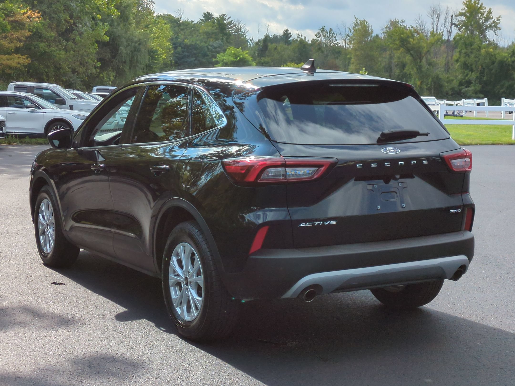 Certified 2023 Ford Escape Active AWD/4WD image 5