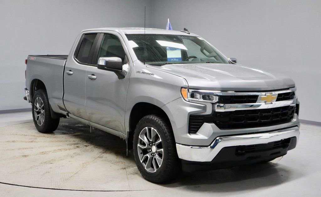 Used 2023 Chevrolet Silverado 1500 LT image 7