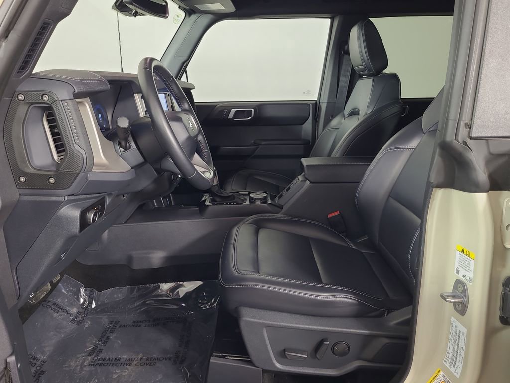 Certified 2025 Ford Bronco Outer Banks AWD/4WD image 18