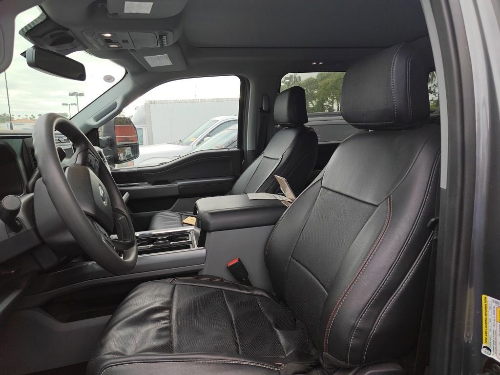 Certified 2023 Ford F350 XLT w/ Black Appearance Package AWD/4WD image 7