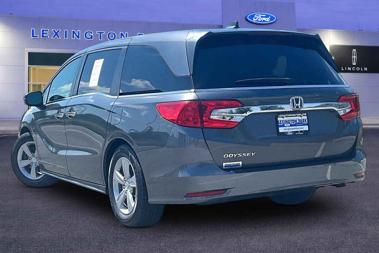Used 2018 Honda Odyssey EX-L image 4
