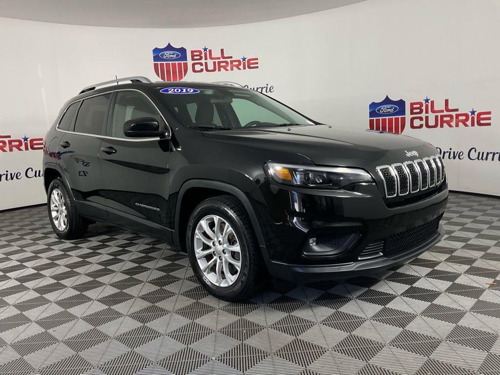 Used 2019 Jeep Cherokee Latitude w/ Popular Appearance Group image 7