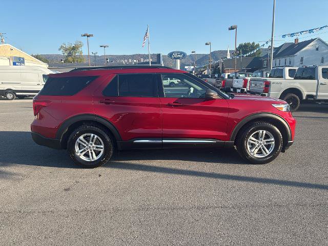 Certified 2020 Ford Explorer XLT w/ Comfort Package AWD/4WD image 4