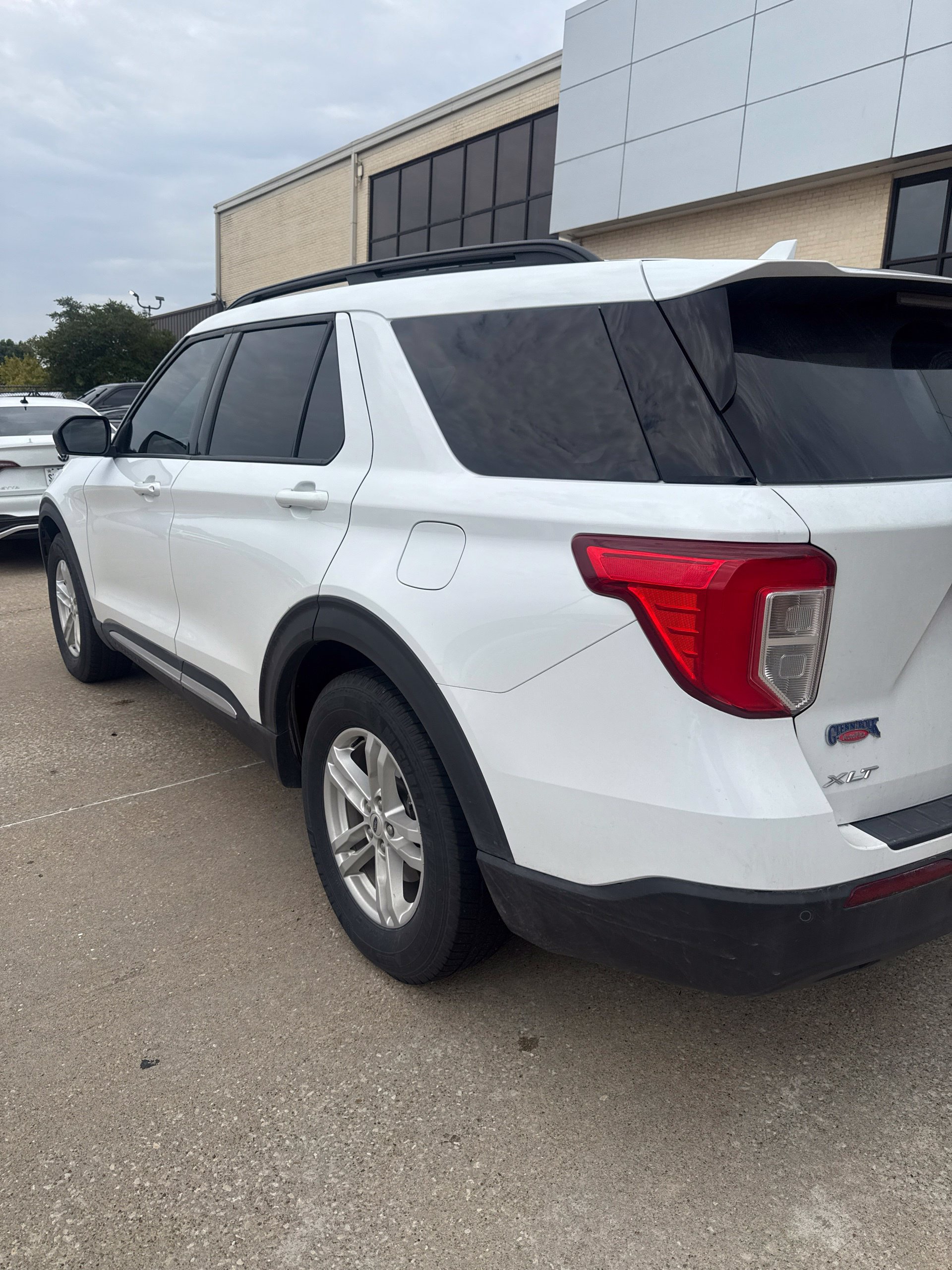 Certified 2020 Ford Explorer XLT RWD image 6
