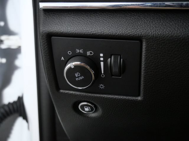 Used 2021 Jeep Grand Cherokee Limited w/ Premium Lighting Group AWD/4WD image 24