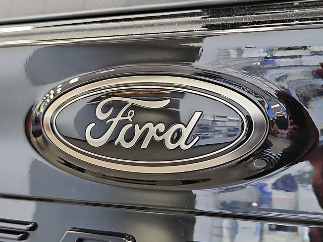 Certified 2024 Ford Edge SE w/ Black Appearance Package AWD/4WD image 27