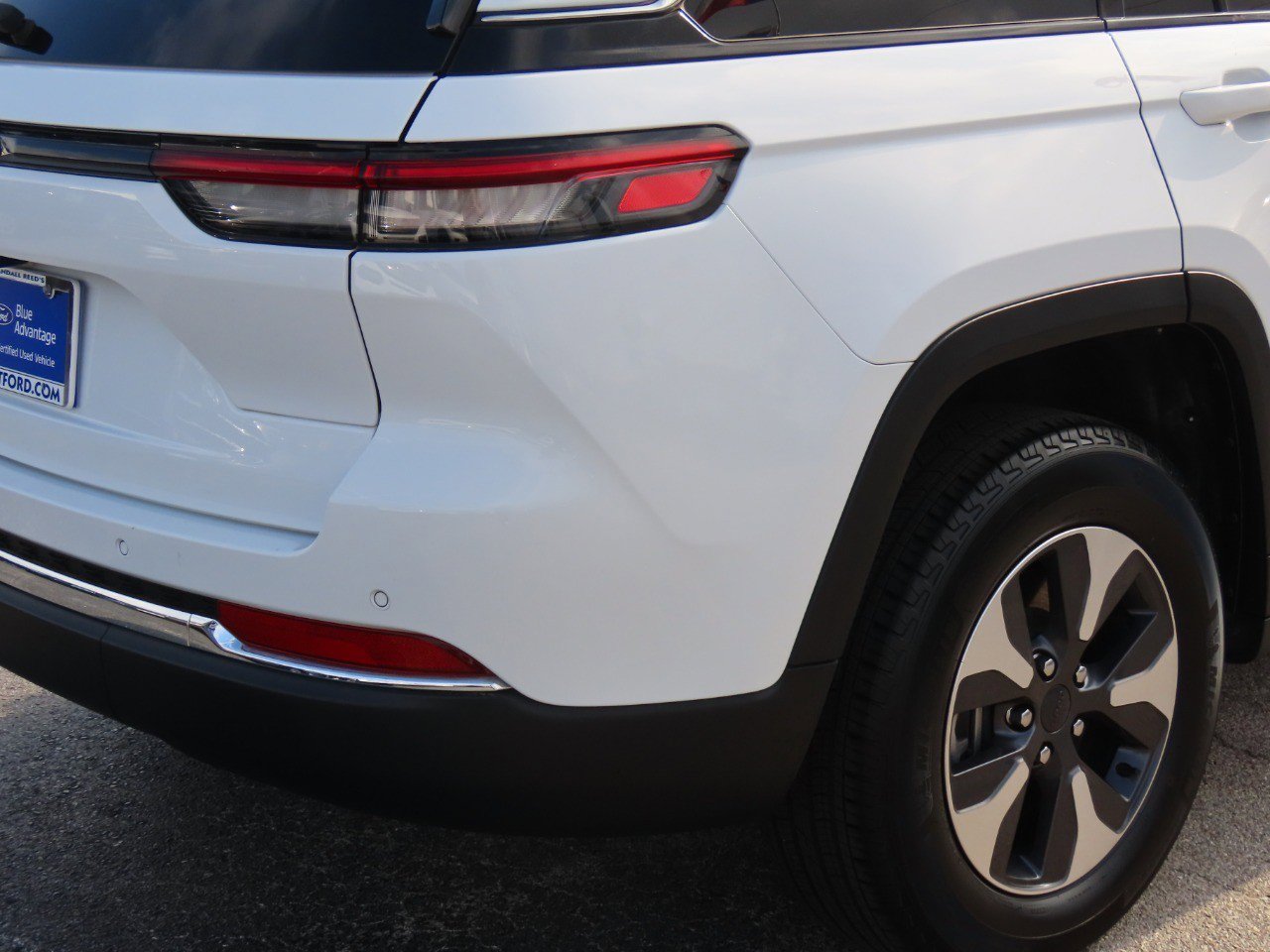 Used 2022 Jeep Grand Cherokee Limited 4xe w/ Luxury Tech Group II image 10