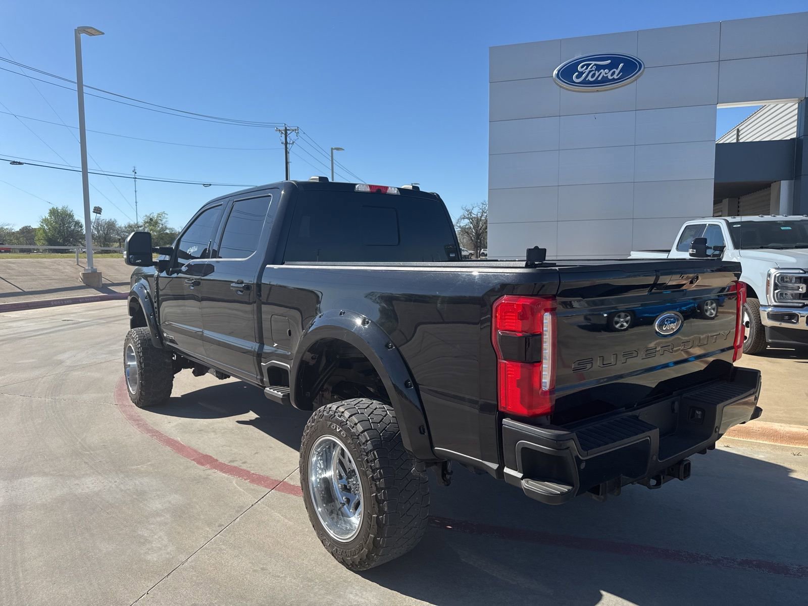 Certified 2023 Ford F250 Lariat w/ Lariat Ultimate Package image 7