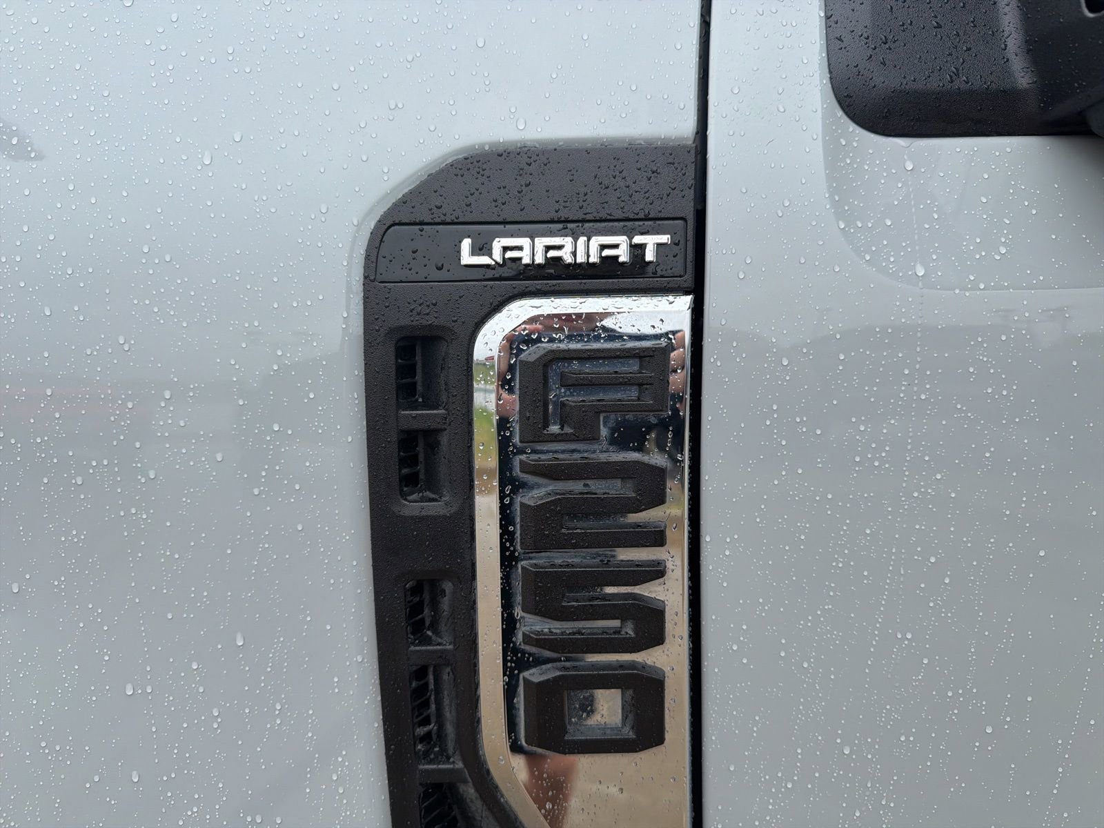 Certified 2025 Ford F250 Lariat w/ FX4 Off-Road Package image 12