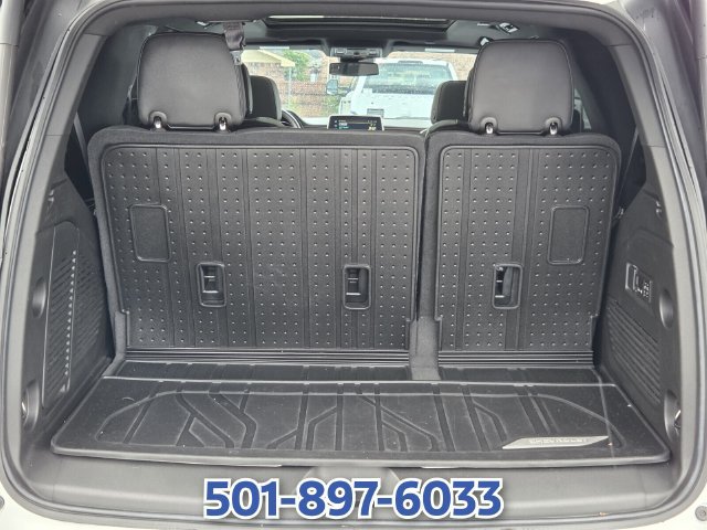 Used 2023 Chevrolet Tahoe Z71 w/ Luxury Package AWD/4WD image 14