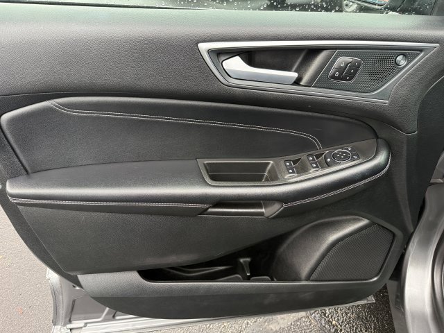 Certified 2024 Ford Edge Titanium image 10