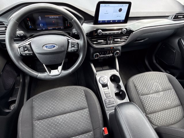 Certified 2023 Ford Escape Active AWD/4WD image 35