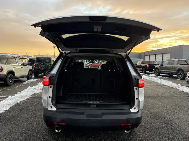 Used 2020 Chevrolet Traverse LS image 10
