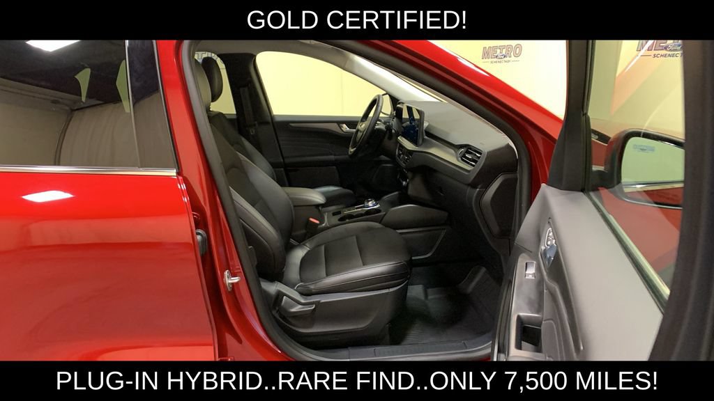 Certified 2026 Ford Escape SE FWD image 11