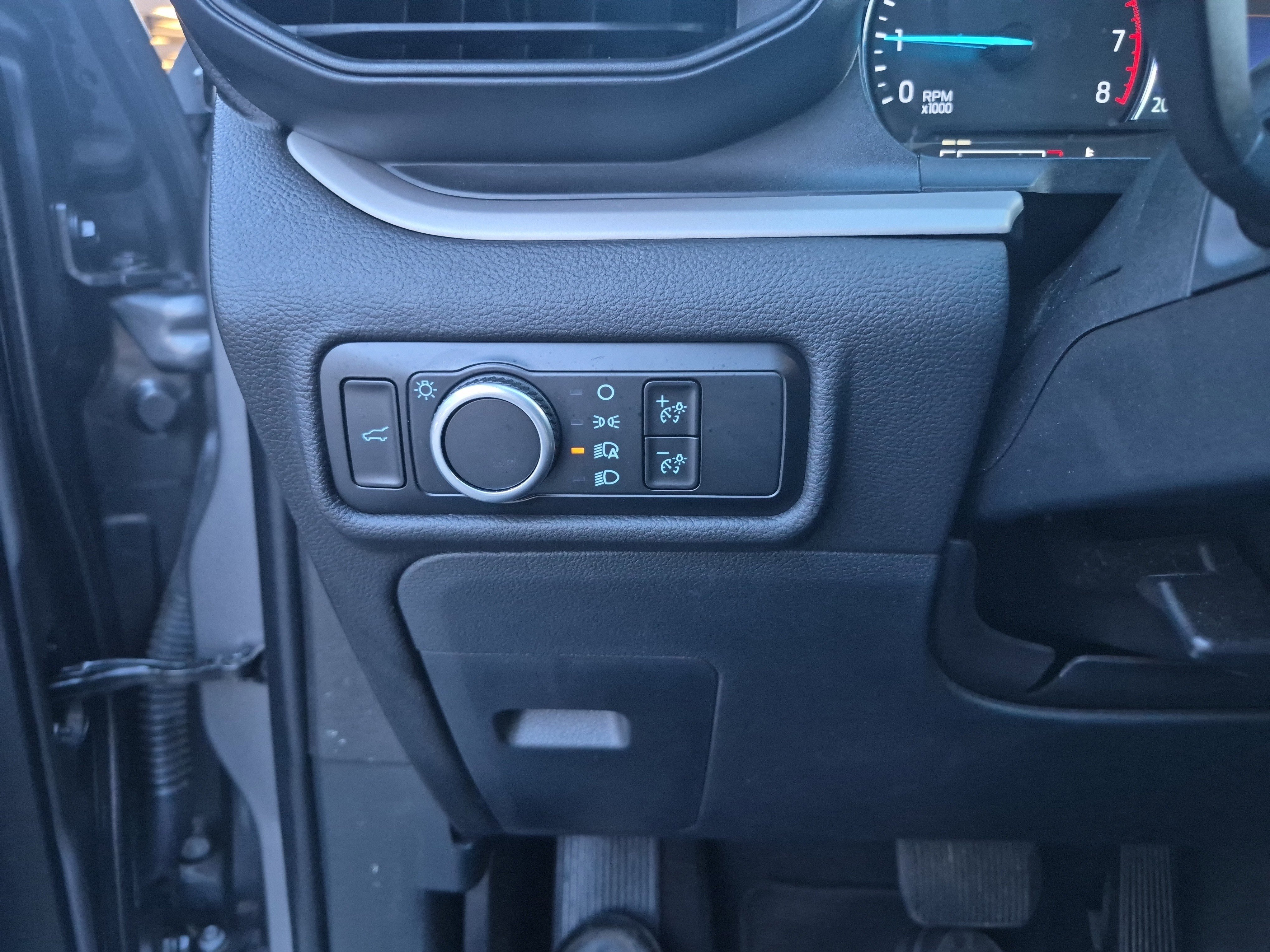 Certified 2024 Ford Explorer XLT image 21