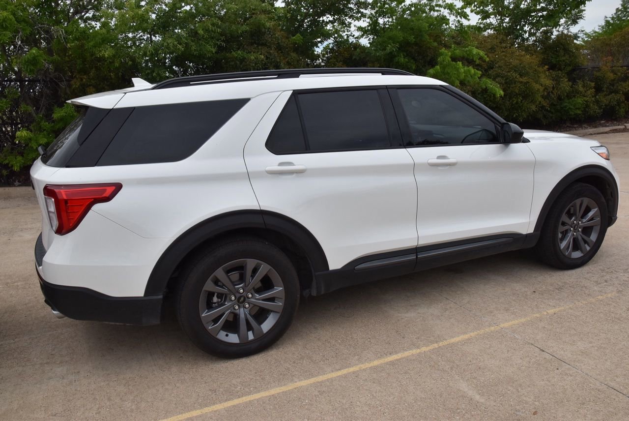 Certified 2023 Ford Explorer XLT w/ Equipment Group 202A RWD image 4