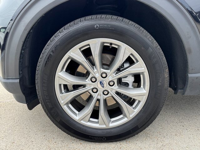 Certified 2023 Ford Explorer Limited image 13