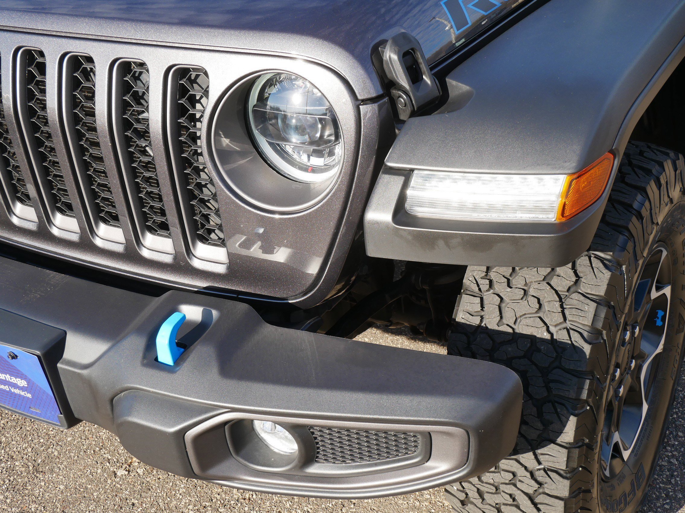 Used 2023 Jeep Wrangler Unlimited Rubicon 4xe w/ Safety Group image 16