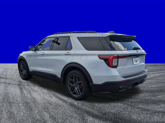 Certified 2026 Ford Explorer ST-Line w/ ST-Line Street Pack RWD image 6