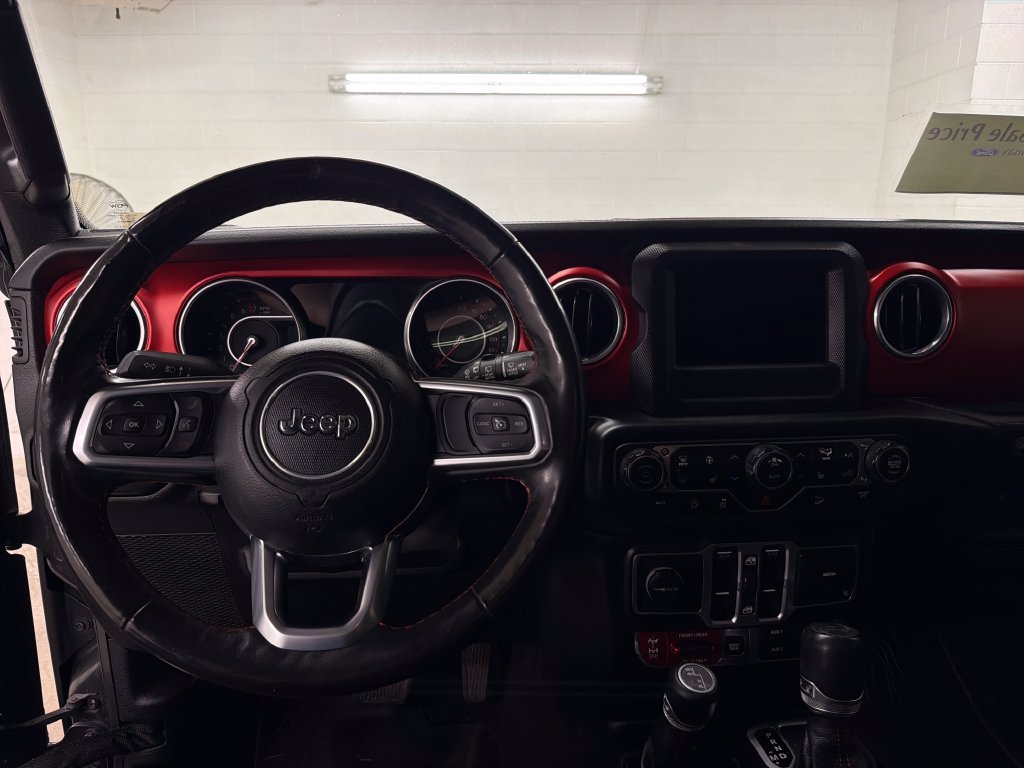 Used 2018 Jeep Wrangler Unlimited Rubicon w/ LED Lighting Group AWD/4WD image 9