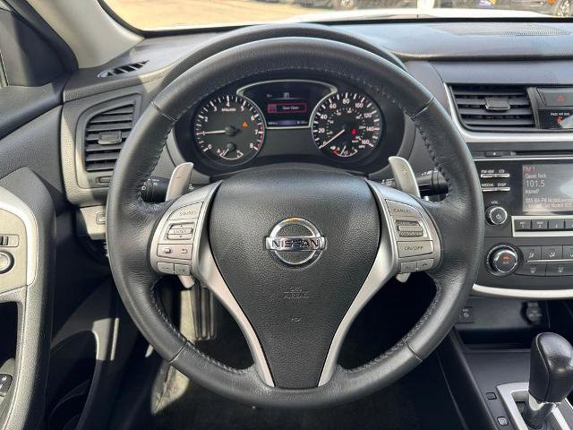 Used 2017 Nissan Altima 3.5 SR FWD image 10