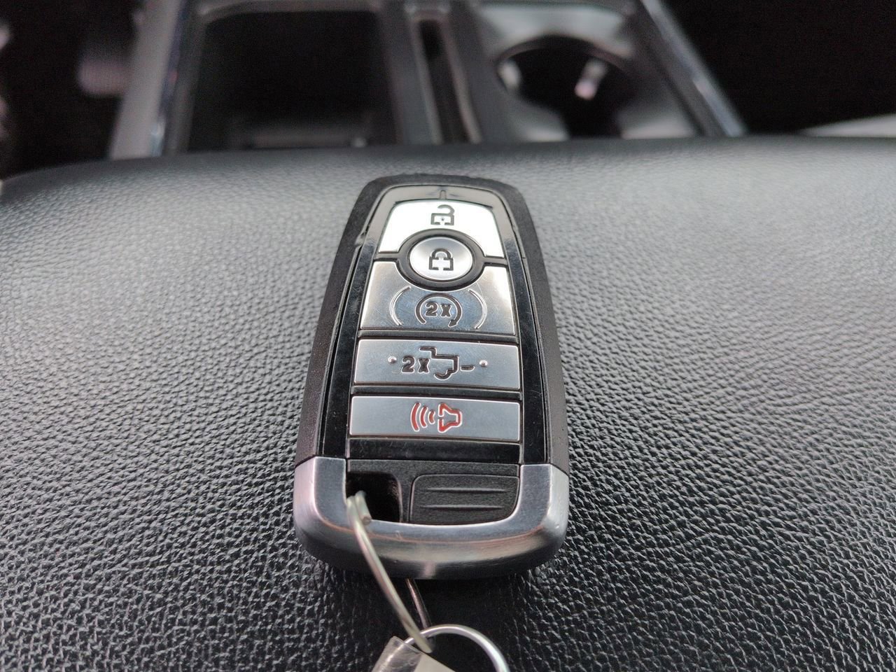 Certified 2021 Ford F150 XLT w/ Equipment Group 302A High image 29