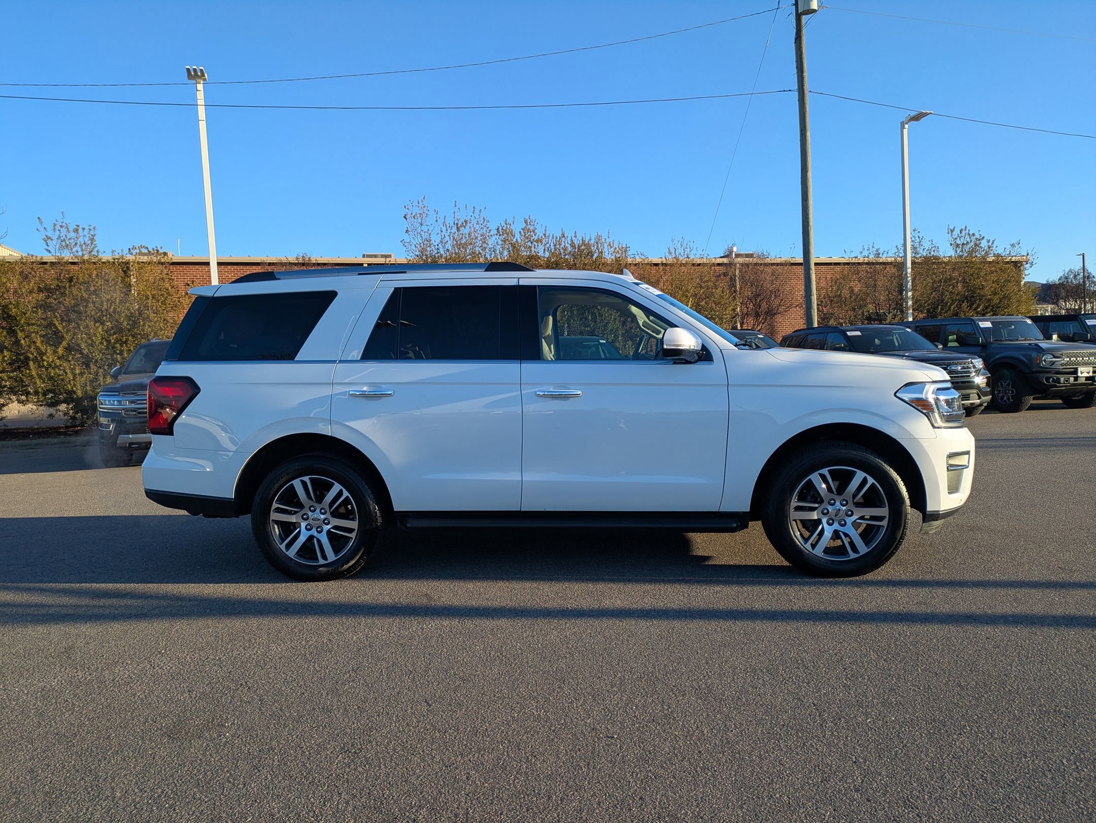 Certified 2024 Ford Expedition Limited image 6