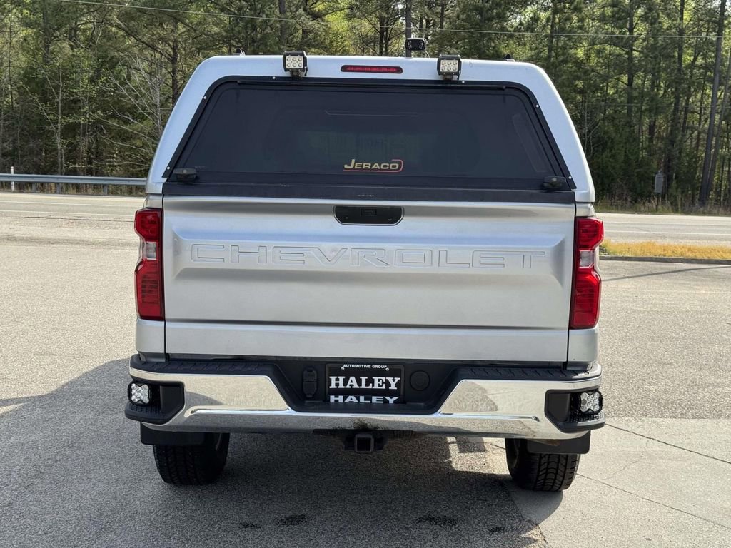 Used 2022 Chevrolet Silverado 1500 LT image 3