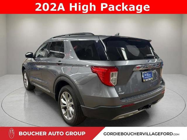 Certified 2021 Ford Explorer XLT w/ Equipment Group 202A image 5