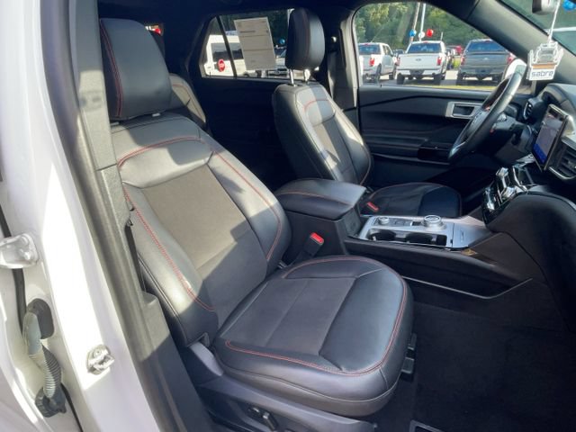 Certified 2023 Ford Explorer ST-Line w/ Class IV Trailer Tow Package AWD/4WD image 32
